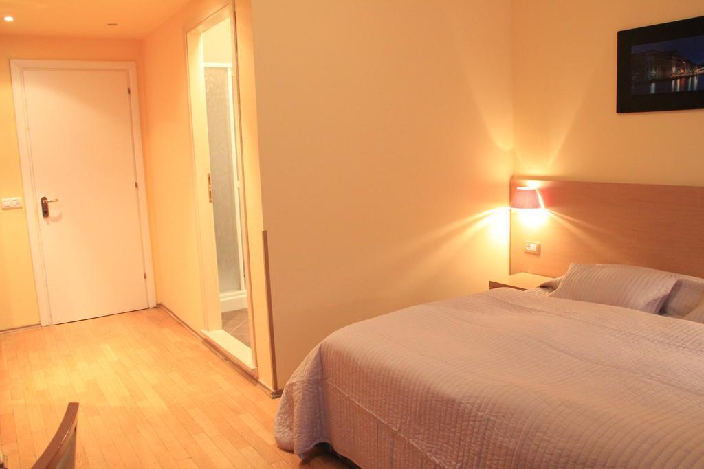 City Lounge Crown Hotel Прага Номер фото