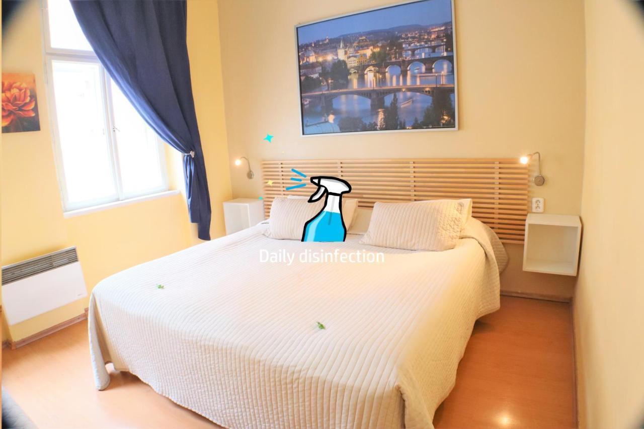 City Lounge Crown Hotel Прага Экстерьер фото